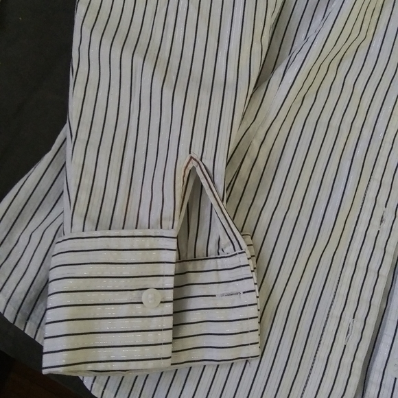 Worthington button down top - Picture 2 of 6
